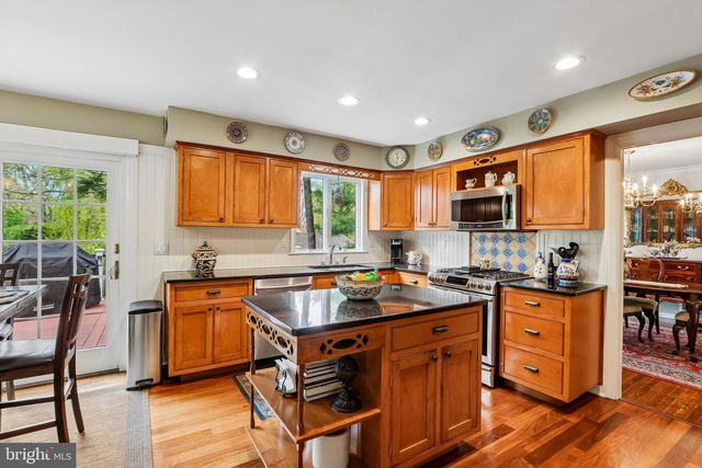 523 BOWNE RD, Ocean, NJ 07712