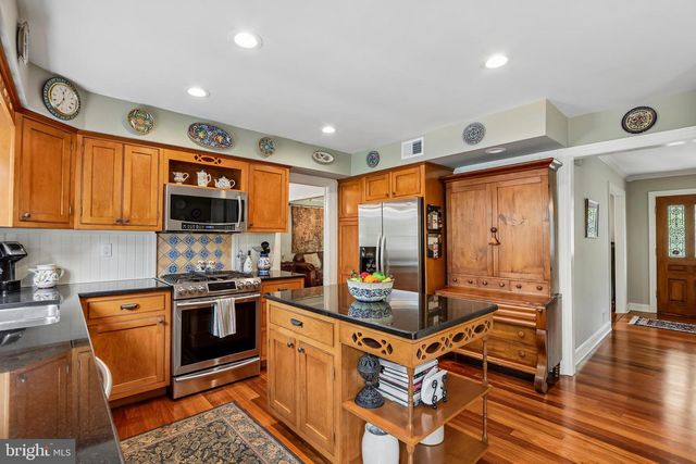523 BOWNE RD, Ocean, NJ 07712
