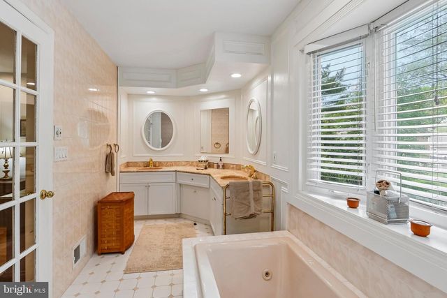 523 BOWNE RD, Ocean, NJ 07712