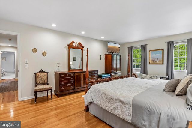 523 BOWNE RD, Ocean, NJ 07712