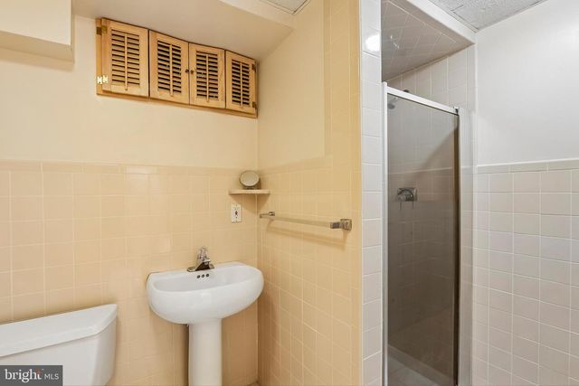 523 BOWNE RD, Ocean, NJ 07712
