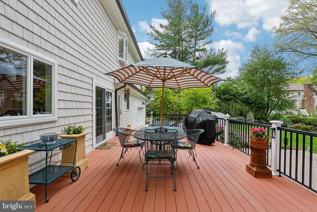 523 BOWNE RD, Ocean, NJ 07712