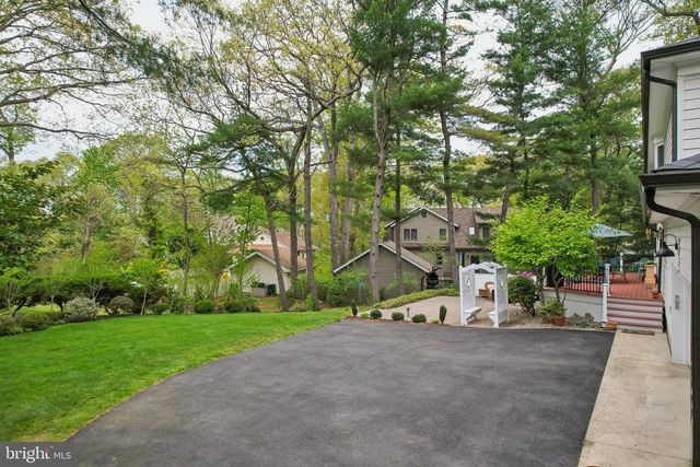 523 BOWNE RD, Ocean, NJ 07712