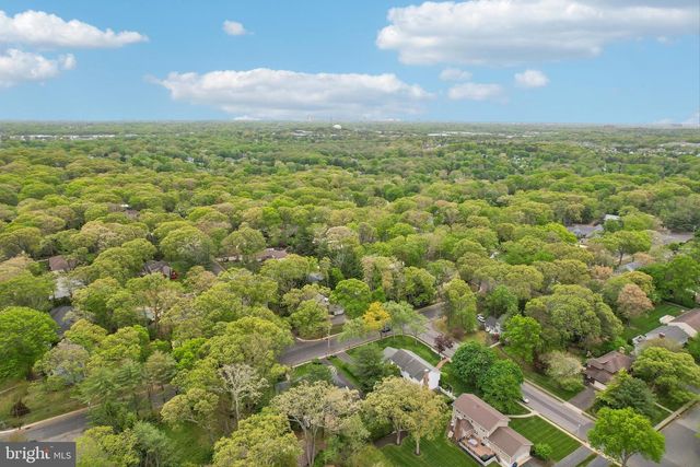 523 BOWNE RD, Ocean, NJ 07712