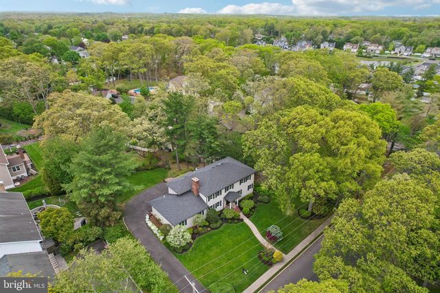523 BOWNE RD, Ocean, NJ 07712