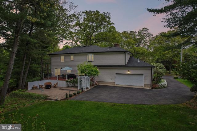 523 BOWNE RD, Ocean, NJ 07712