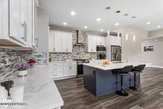 2676 W Longview Circle, Wasilla, AK 99654