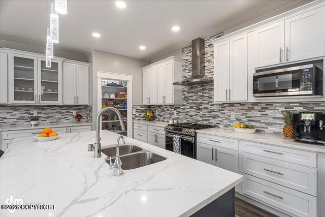 2676 W Longview Circle, Wasilla, AK 99654