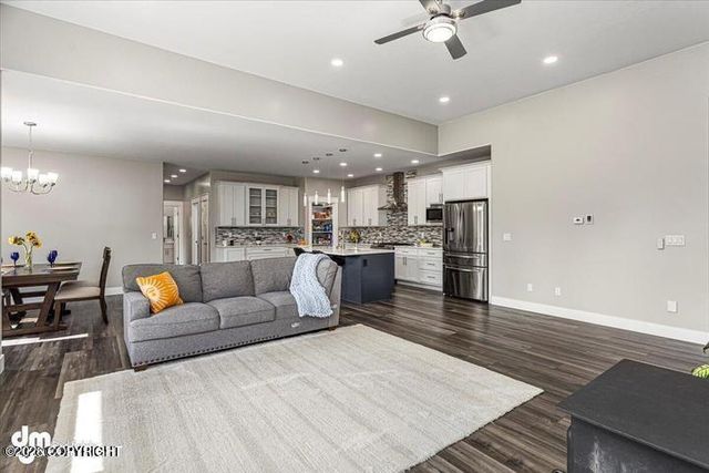 2676 W Longview Circle, Wasilla, AK 99654