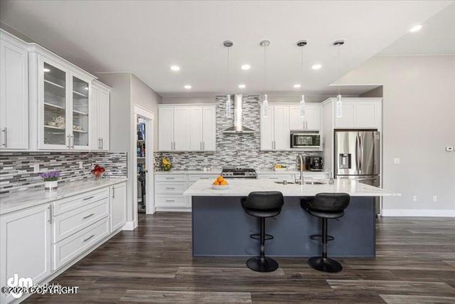2676 W Longview Circle, Wasilla, AK 99654