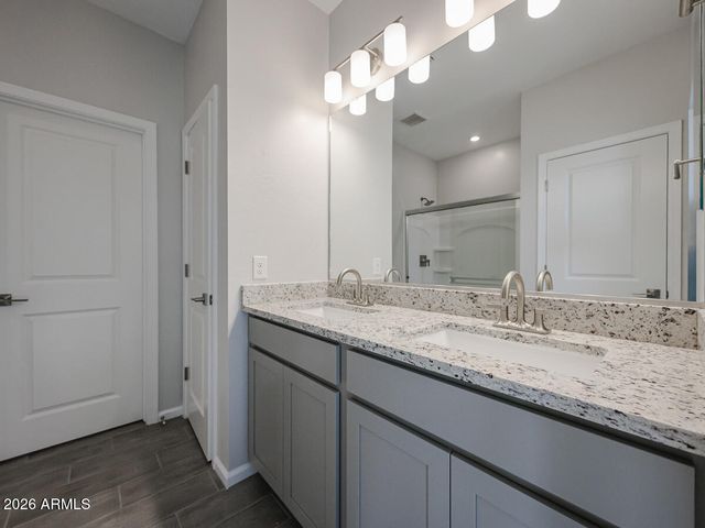 2635 E BOULDER Avenue, Apache Junction, AZ 85119