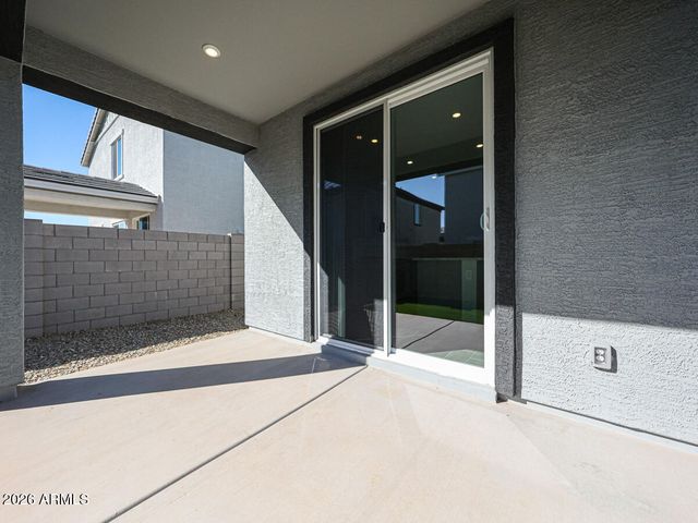 2635 E BOULDER Avenue, Apache Junction, AZ 85119