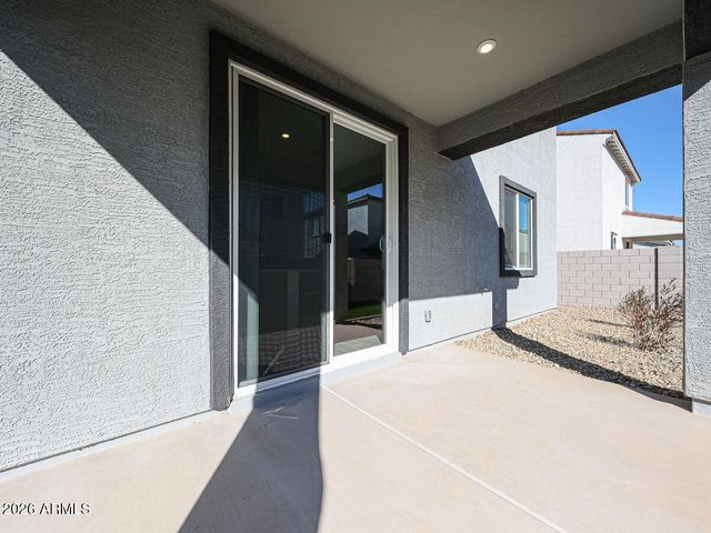 2635 E BOULDER Avenue, Apache Junction, AZ 85119