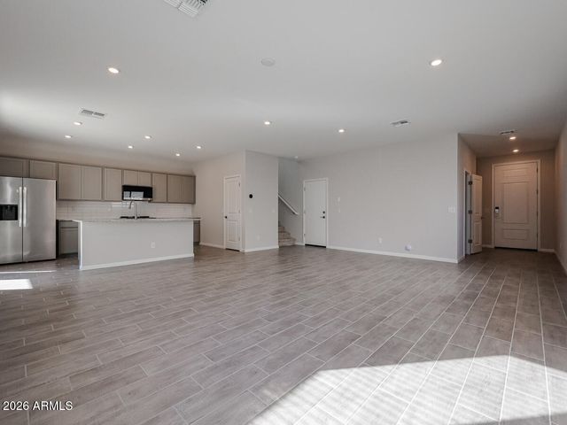 2635 E BOULDER Avenue, Apache Junction, AZ 85119