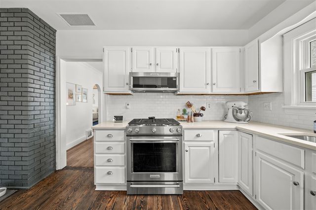 2010 Forres Avenue, Saint Joseph, MI 49085
