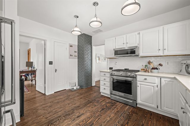 2010 Forres Avenue, Saint Joseph, MI 49085
