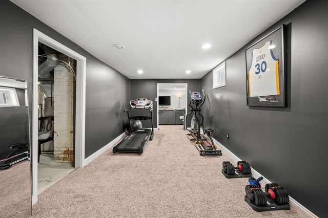 2010 Forres Avenue, Saint Joseph, MI 49085