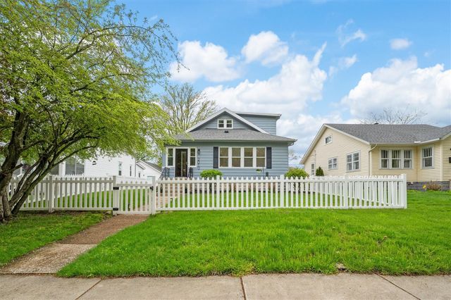 2010 Forres Avenue, Saint Joseph, MI 49085
