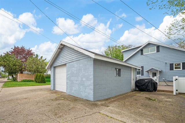 2010 Forres Avenue, Saint Joseph, MI 49085