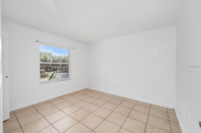 8202 FAIRWAYS CIRCLE B202, Ocala, FL 34472