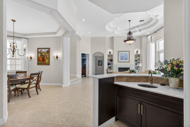 4131 Venetia Way, Palm Beach Gardens, FL 33418