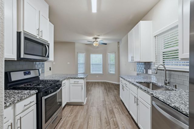 4834 Van Fleet Street, Houston, TX 77033