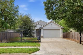 4834 Van Fleet Street, Houston, TX 77033