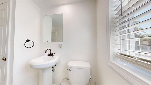 28 Deforest St, Boston, MA 02136