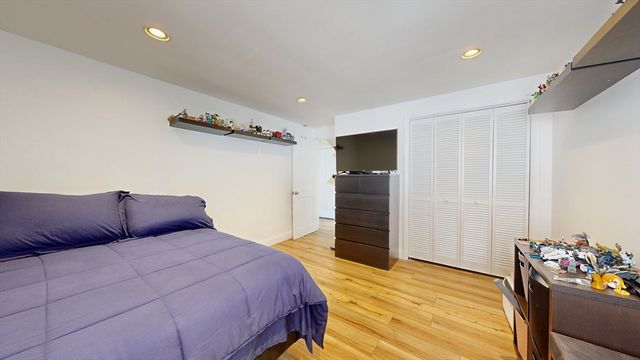 28 Deforest St, Boston, MA 02136