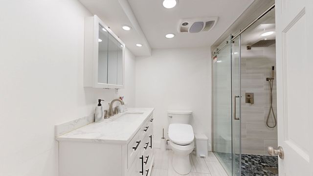 28 Deforest St, Boston, MA 02136