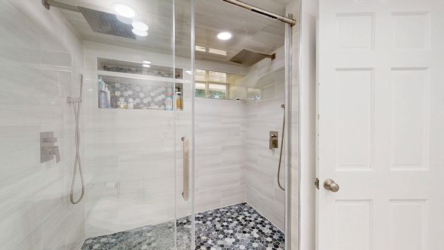 28 Deforest St, Boston, MA 02136