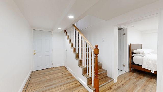 28 Deforest St, Boston, MA 02136