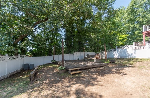 28 Deforest St, Boston, MA 02136