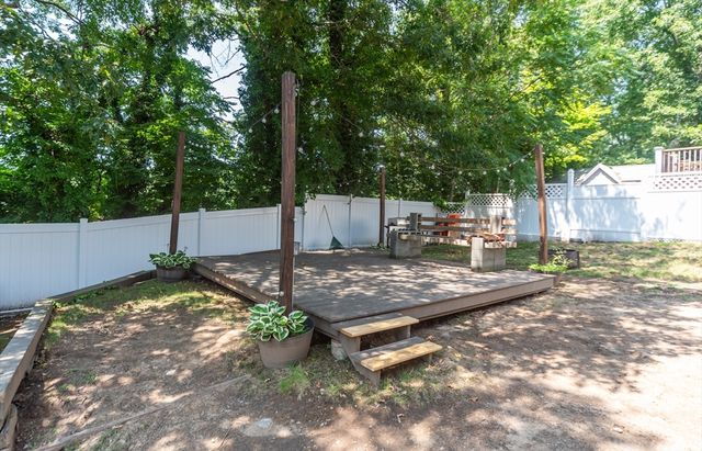 28 Deforest St, Boston, MA 02136