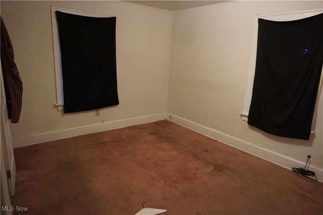 881 Stoner Street, Akron, OH 44320