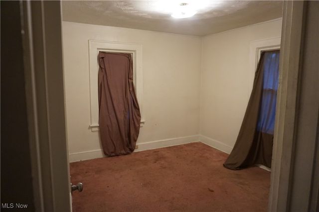 881 Stoner Street, Akron, OH 44320