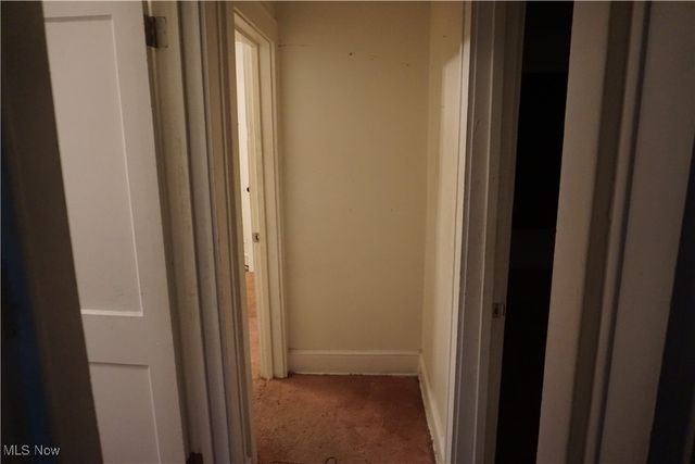 881 Stoner Street, Akron, OH 44320