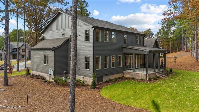 310 Sloan Lane, Pinehurst, NC 28374