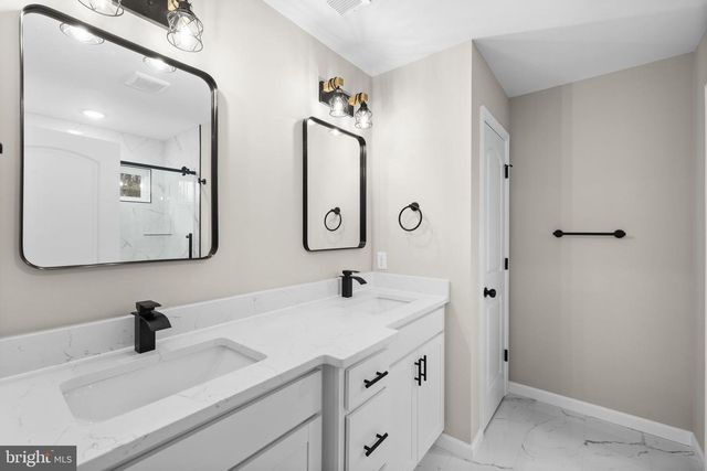 5848 HICKORY RIDGE RD, Spotsylvania, VA 22551