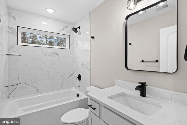 5848 HICKORY RIDGE RD, Spotsylvania, VA 22551