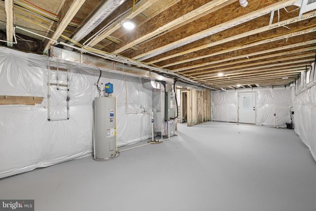 5848 HICKORY RIDGE RD, Spotsylvania, VA 22551