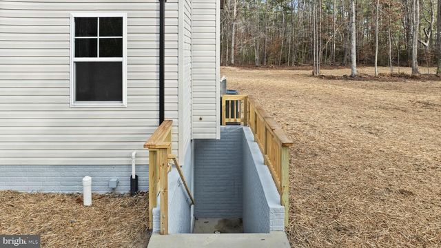 5848 HICKORY RIDGE RD, Spotsylvania, VA 22551