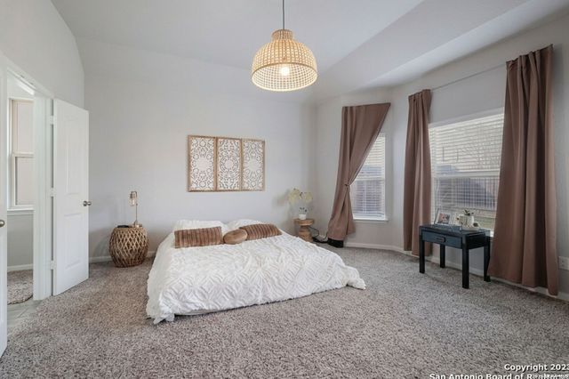 8909 Elizabeth Park, Converse, TX 78109