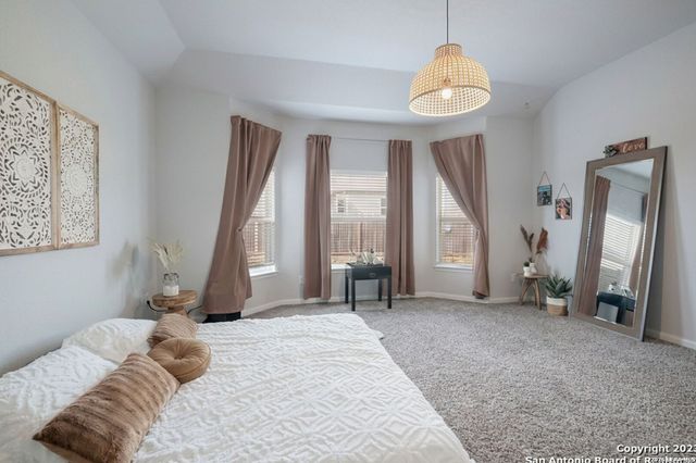 8909 Elizabeth Park, Converse, TX 78109