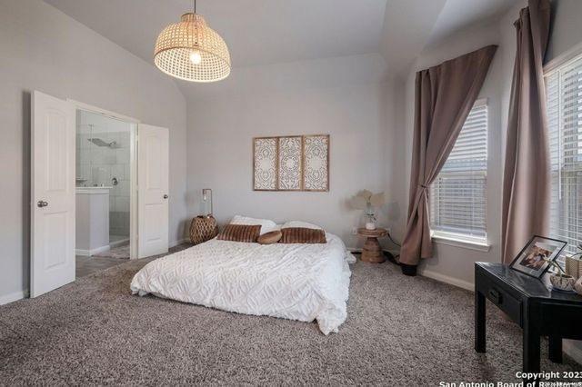 8909 Elizabeth Park, Converse, TX 78109