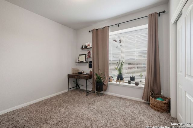 8909 Elizabeth Park, Converse, TX 78109