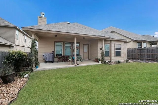 8909 Elizabeth Park, Converse, TX 78109