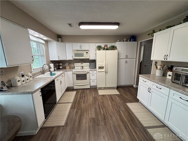 5858 Wood Avenue, Greenville, OH 45331