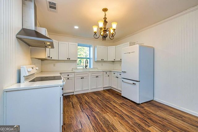 3625 Pointer Road, Loganville, GA 30052