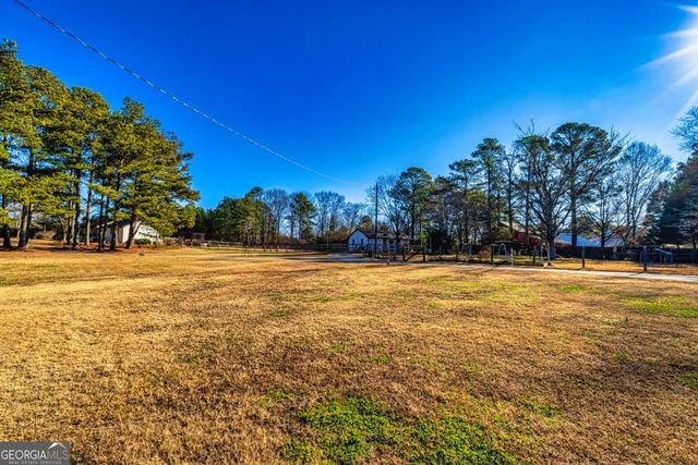 3625 Pointer Road, Loganville, GA 30052